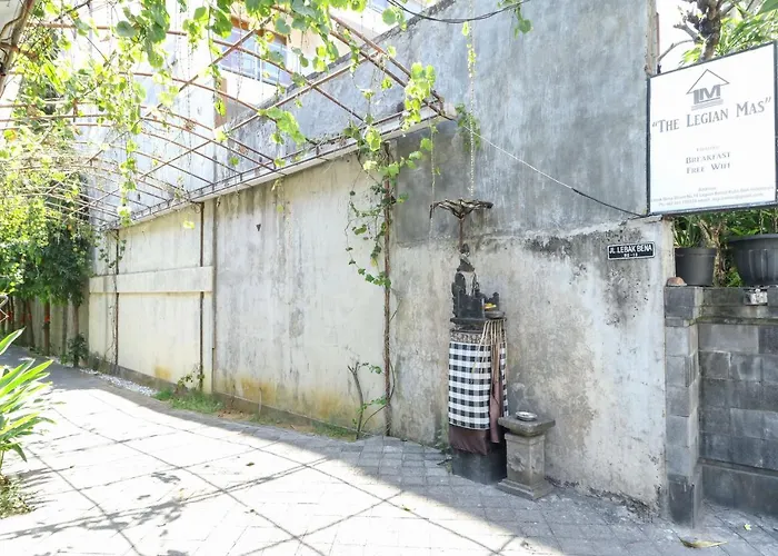 Legian Mas Beach Guest house 2*